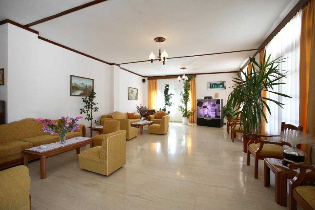Hotel Paradise Василиас Экстерьер фото