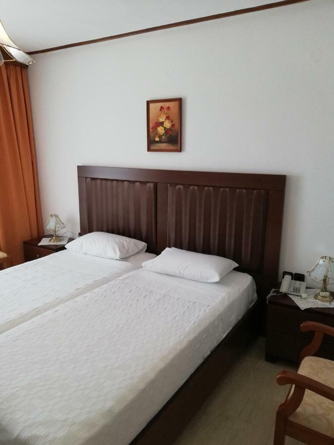 Hotel Paradise Василиас Экстерьер фото